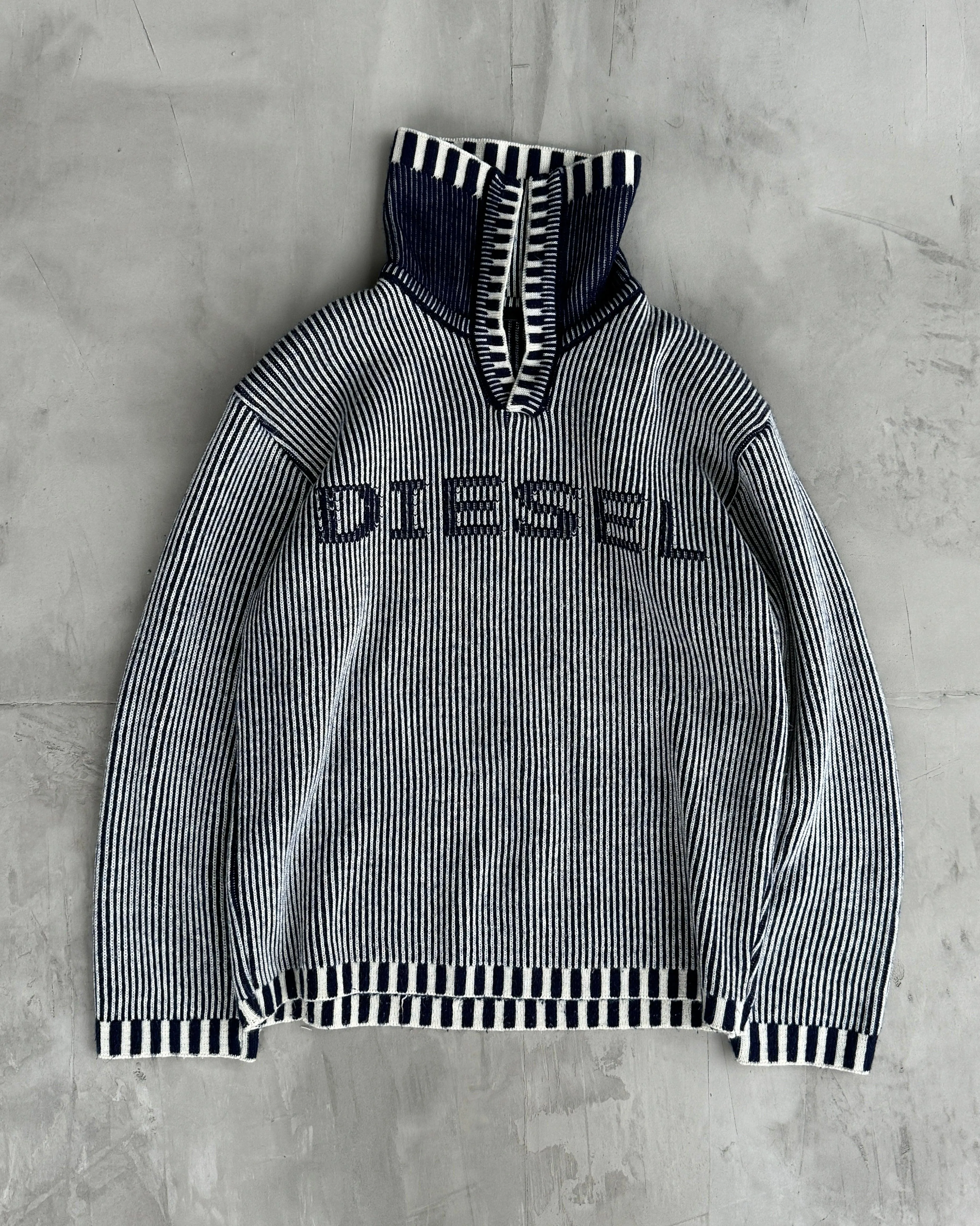 DIESEL RIBBED KNIT SPELLOUT LOGO PULLOVER SWEATSHIRT - S/M