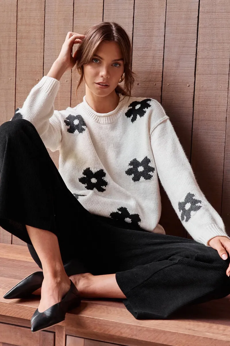 Flower Contrast Knit Ivory