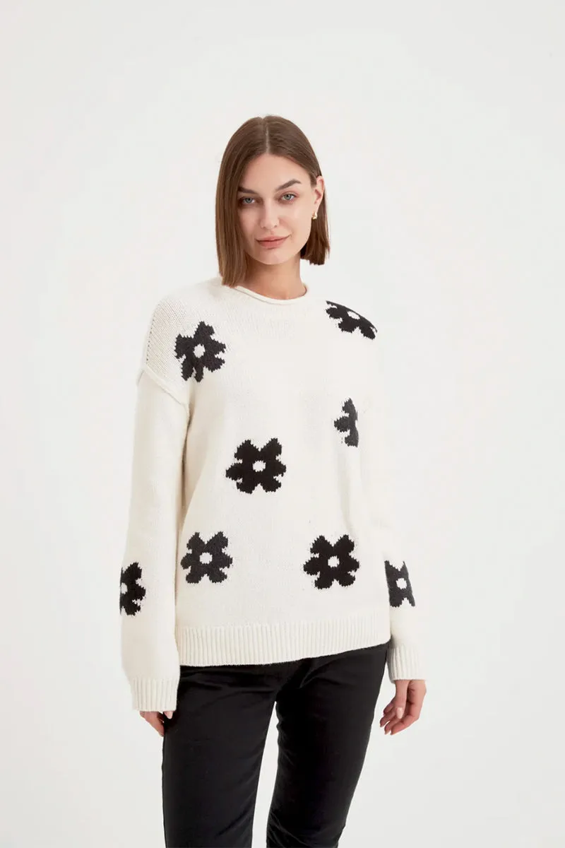 Flower Contrast Knit Ivory