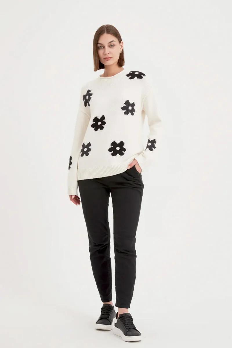 Flower Contrast Knit Ivory