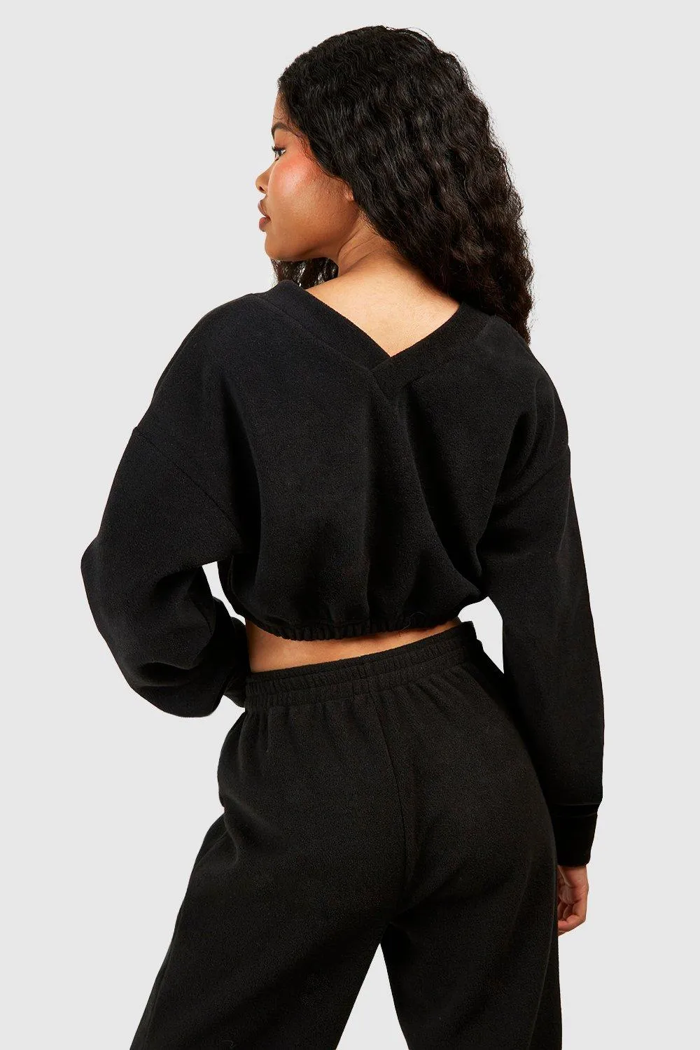 Hoodies & Sweatshirts | Petite Fleece V Front Crop Sweatshirt | boohoo