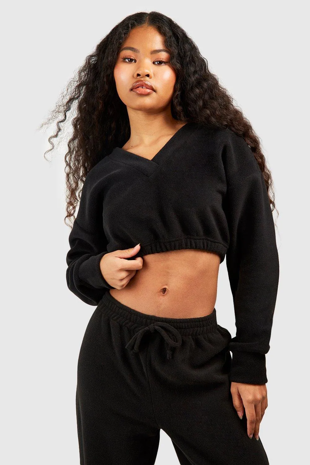 Hoodies & Sweatshirts | Petite Fleece V Front Crop Sweatshirt | boohoo