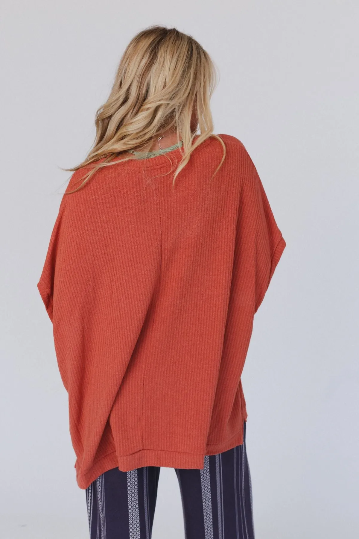 Rowan Oversized Ribbed Knit Top - Brick