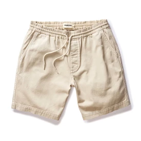 The Apres Short in Organic Aged Stone Foundation Twill