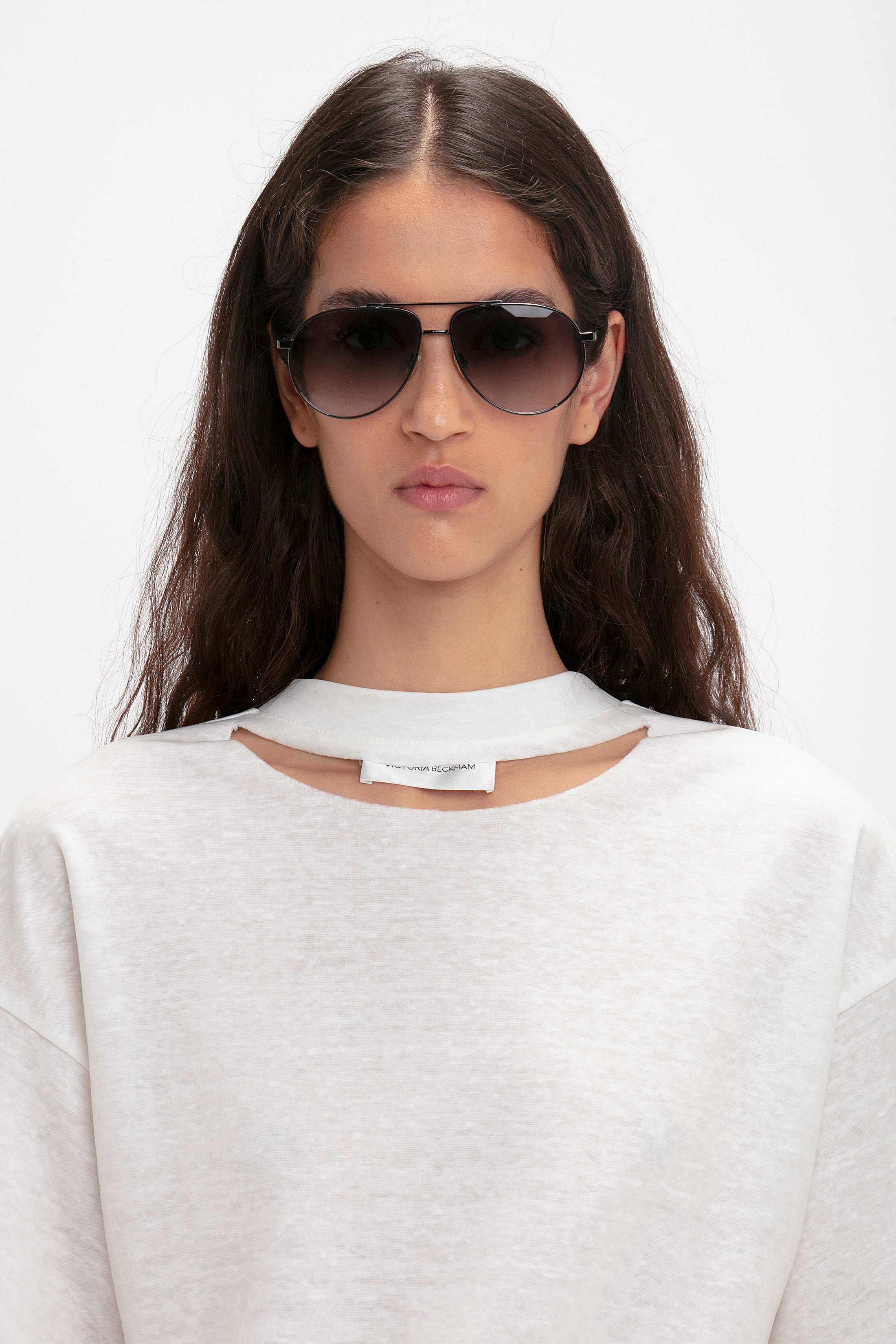 V Metal Pilot Sunglasses In Grey Gradient